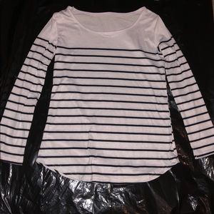 White and black long sleeved shirt